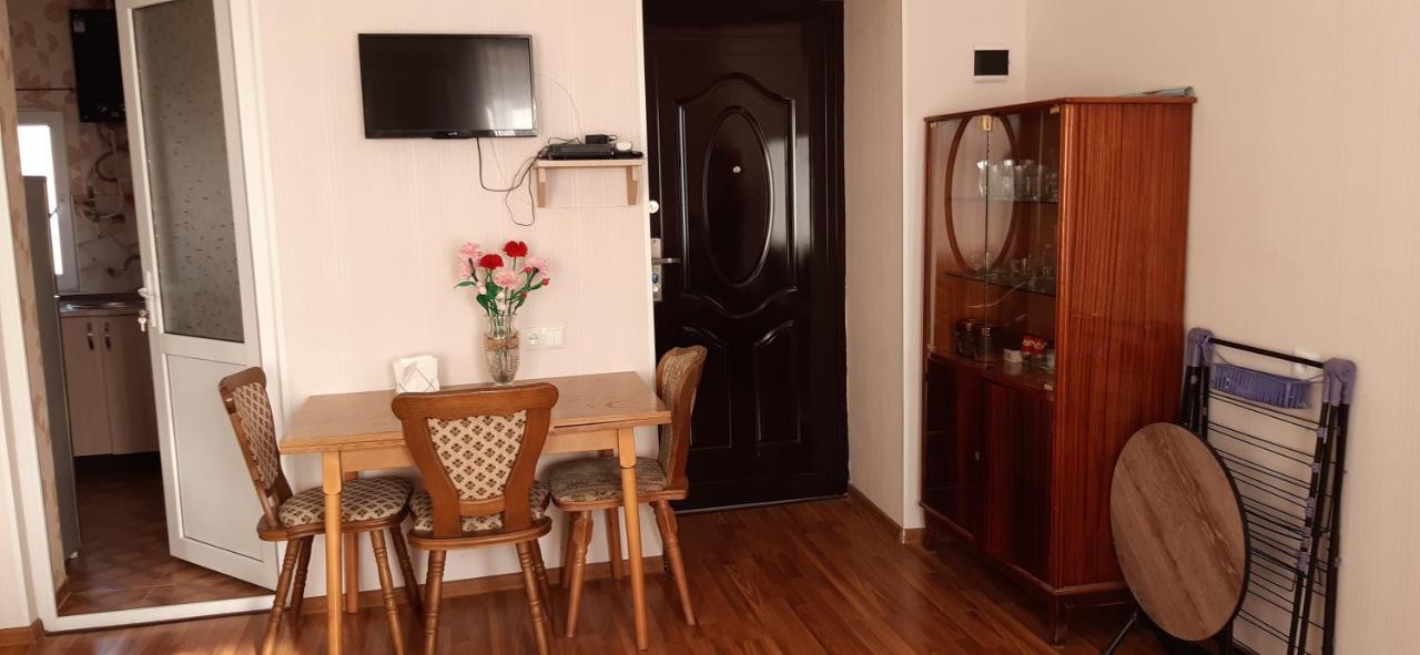 טביליסי Tamara'S Apartament In Avlabari מראה חיצוני תמונה