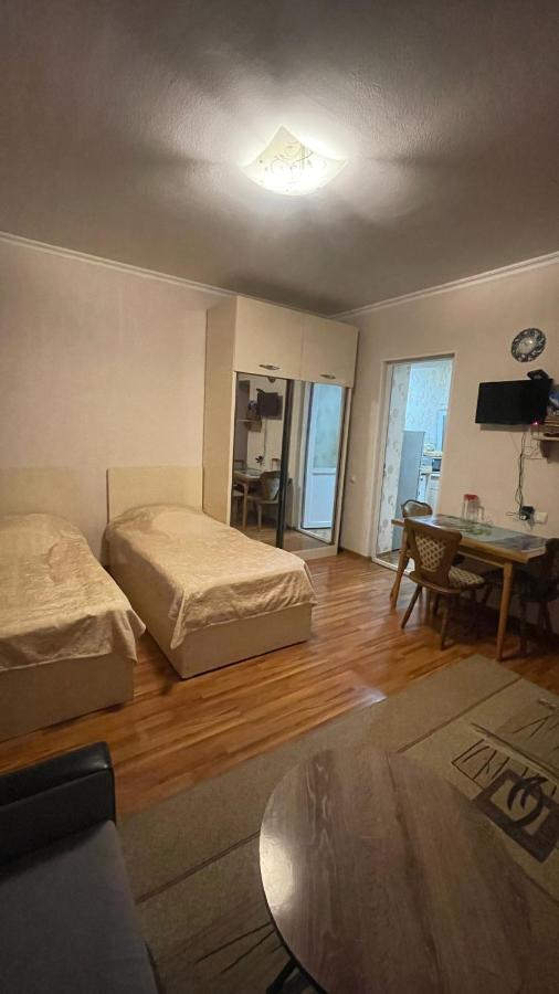 טביליסי Tamara'S Apartament In Avlabari מראה חיצוני תמונה